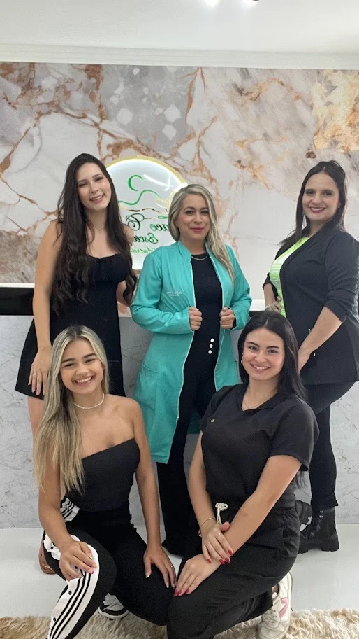 Andreia Ferraz e a equipe Face Corpore